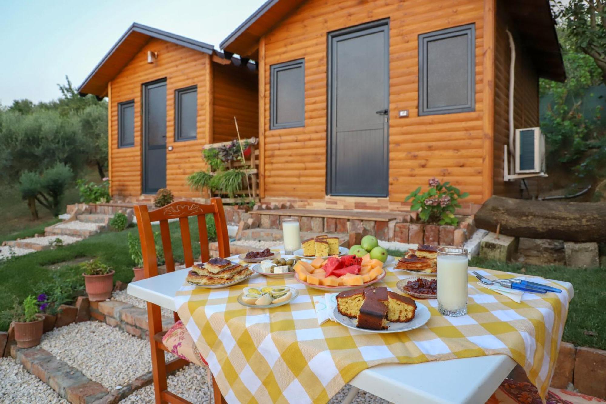 Bujtina Musta Casa rural